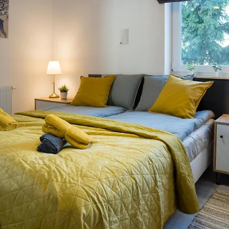 Sloneczny Kamienica Grochow With Free Parking * Warsaw